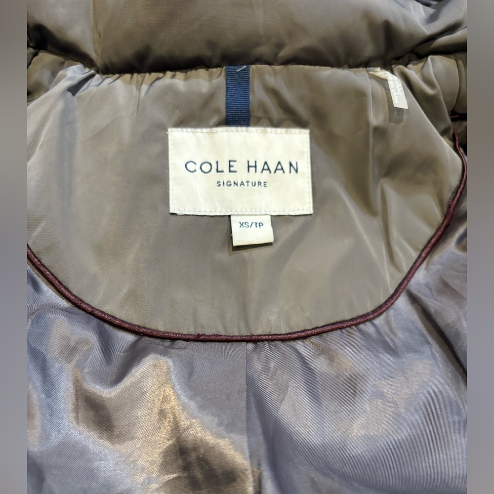 Cole Haan Signature Coat Women’s Size XS Hooded Taffeta Down Puffer Gray Carbon - Picture 5 of 10